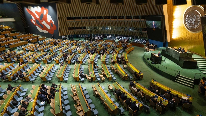 BM GENEL KURULU’NDA PROTESTO EDİLEN KATİL NETANYAHU BOŞ SALONA KONUŞTU