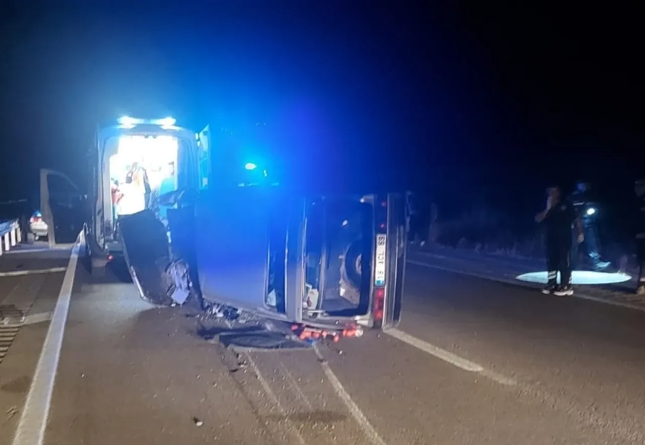 AFET & KAZA Sivas’ta zincirleme trafik kazasında 10 kişi yaralandı