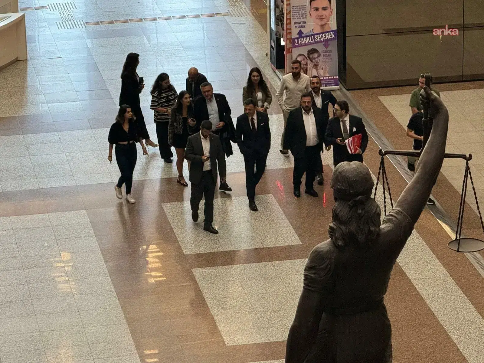 GÜNDEM CHP İstanbul İl Başkanı Özgür Çelik ve 25 CHP’li hakim karşısında