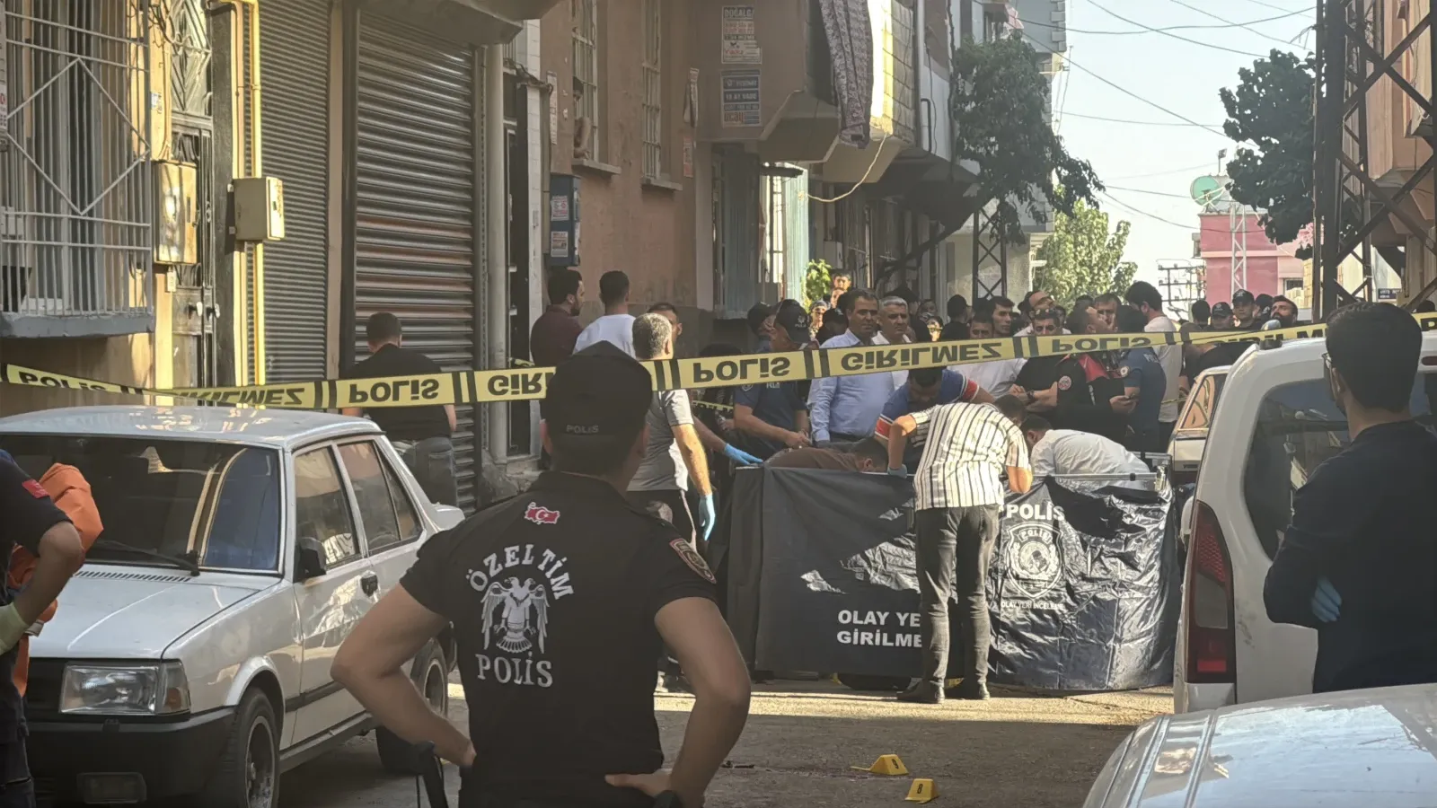 ASAYİŞ Gaziantep’te aile katliamı! Bir kişi karısını öldürdükten sonra intihar etti ASAYİŞ Gaziantep’te aile katliamı! Bir kişi karısını öldürdükten sonra intihar etti