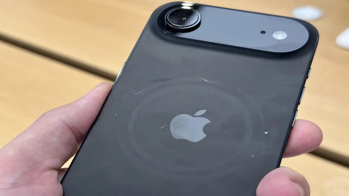 iPhone 17 Pro sahipleri dikkat: Çiziklere karşı tuzlu su tüyosu