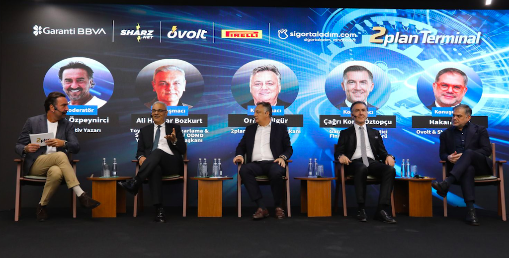 Otomotiv Sektörü Profesyonelleri 2plan Konferansı’nda Bir Otomotiv Sektörü Profesyonelleri 2plan Konferansı’nda Bir