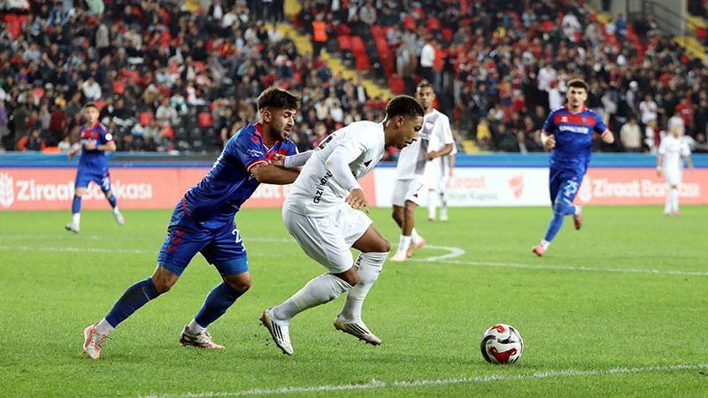 Gaziantep FK, Karabük İdmanyurdu’nu 2-0 Mağlup Etti