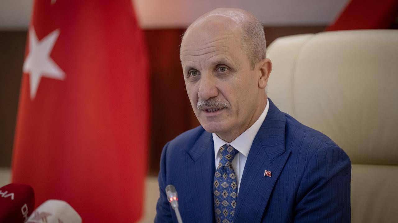YÖK Başkanı Erol Özvar’dan Rektör Prof. Dr. Elçi’ye