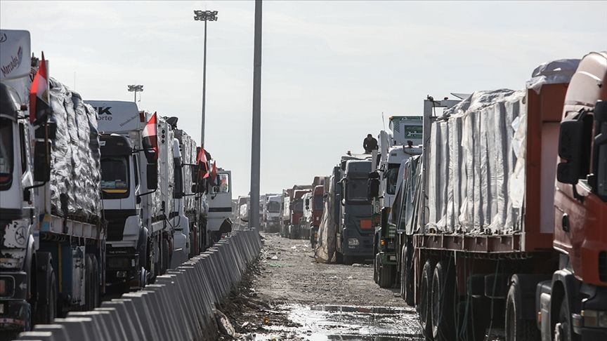 Gazze’ye günde en az 400 yardım tırı girecek: İşte anlaşmanın detayları! Gazze’ye günde en az 400 yardım tırı girecek: İşte anlaşmanın detayları!