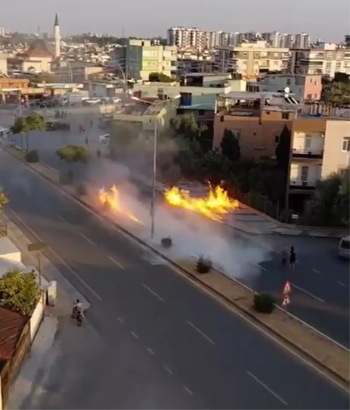 Mersin Tarsus’ta Doğal Gaz Sızıntısı Sonucu Yangın Çıktı
