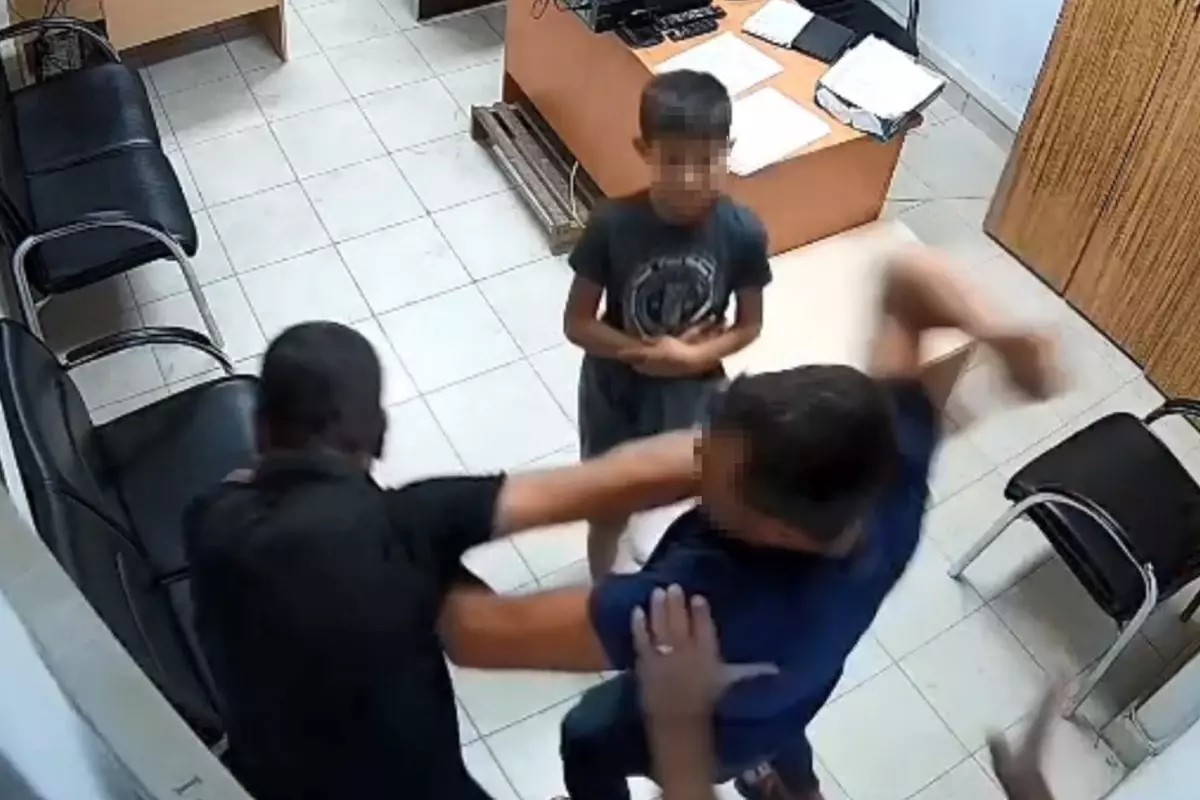 Karakolda Kayınbiraderi Tarafından Darp Edildi