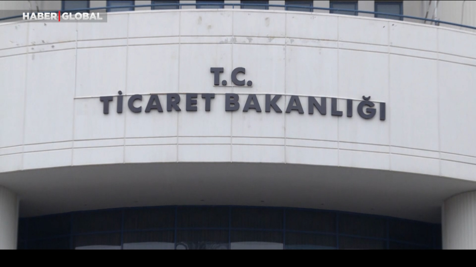 Ticaret Bakanlığı 427 Bin Firma ve 26,9 Milyon Ürün Ticaret Bakanlığı 427 Bin Firma ve 26,9 Milyon Ürün