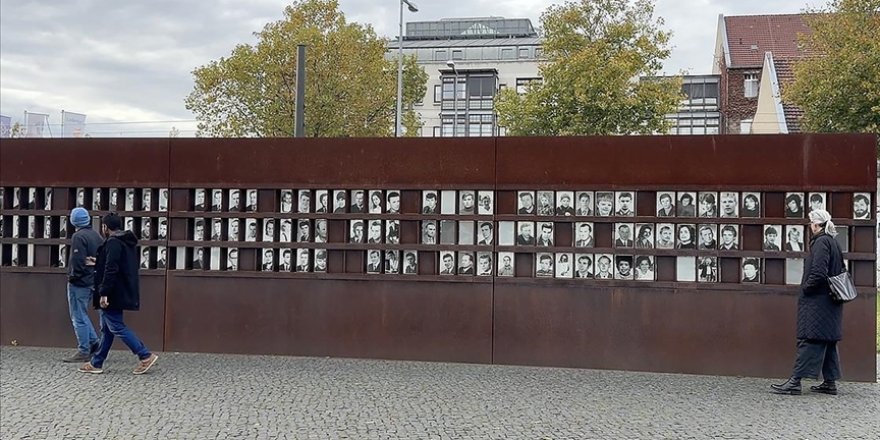 Berlin Duvarı’nın yıkılışının 36. yılı anılıyor