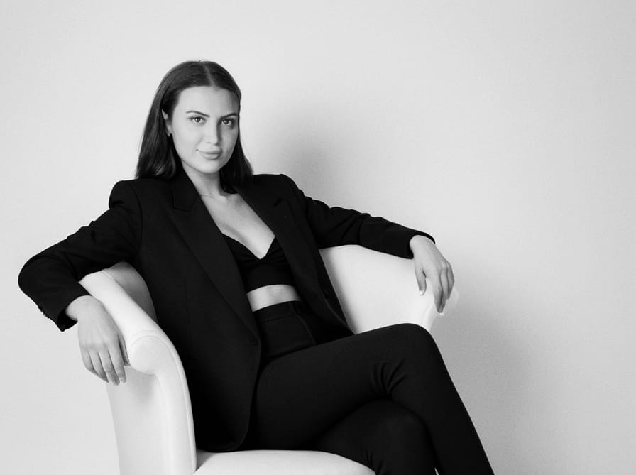 Yazar Yağmur Ertekin ile Kadınların Göç Hikâyeleri Üzerine